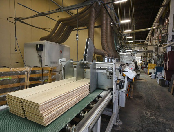 什麼是實木地板？